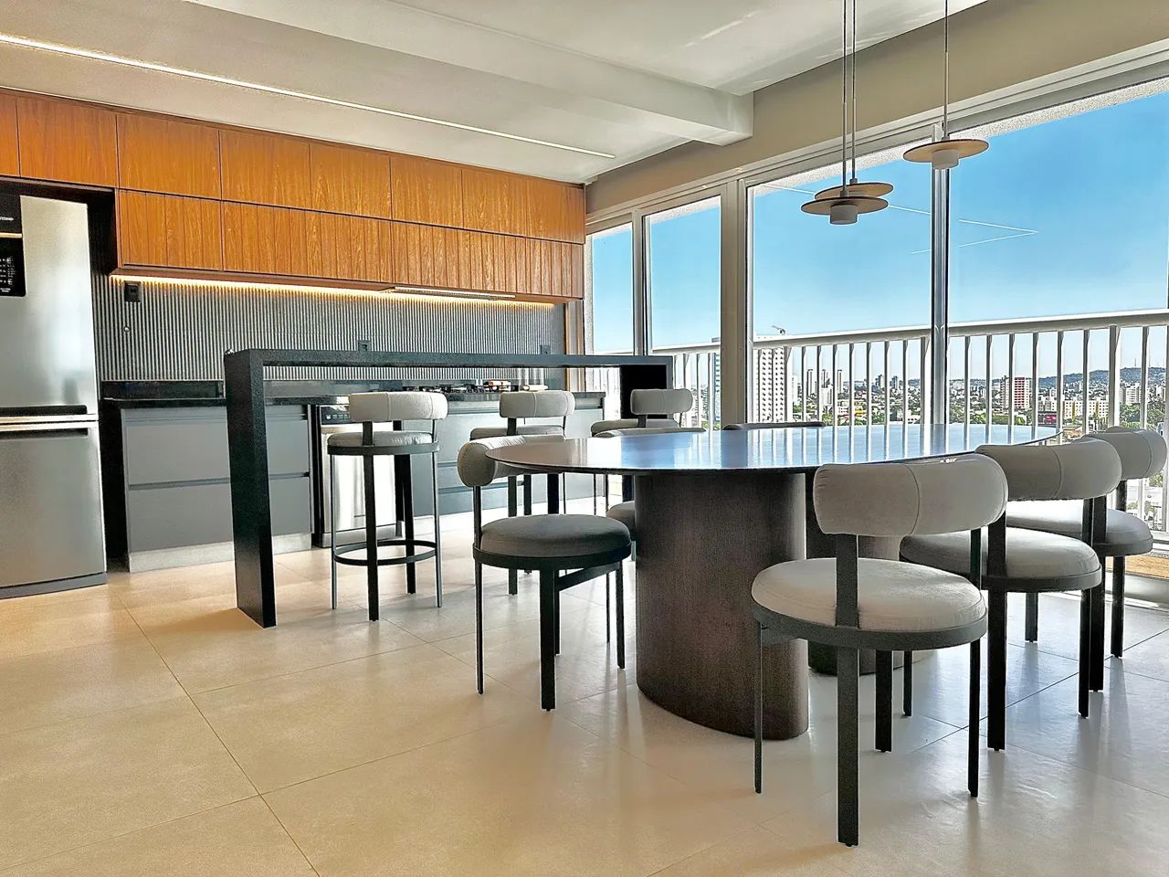 Apartamento com 130 m2,  3 suítes, ao lado do Parque Vaca Brava e Goiânia Shopping