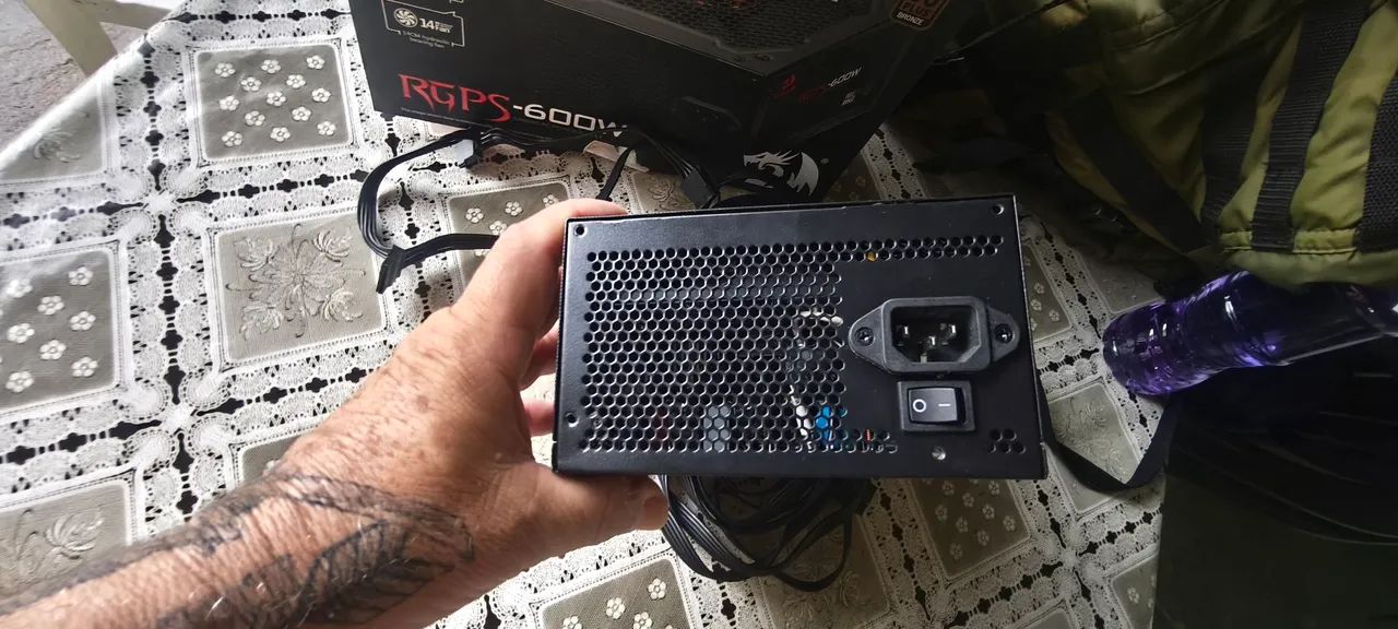 FONTE PC  REDRAGON  RGPS 600W - Foto 2