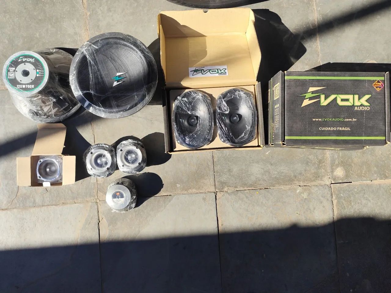 VENDO EVOKE TUDO JUNTO OU SEPARADO URGENTE!!