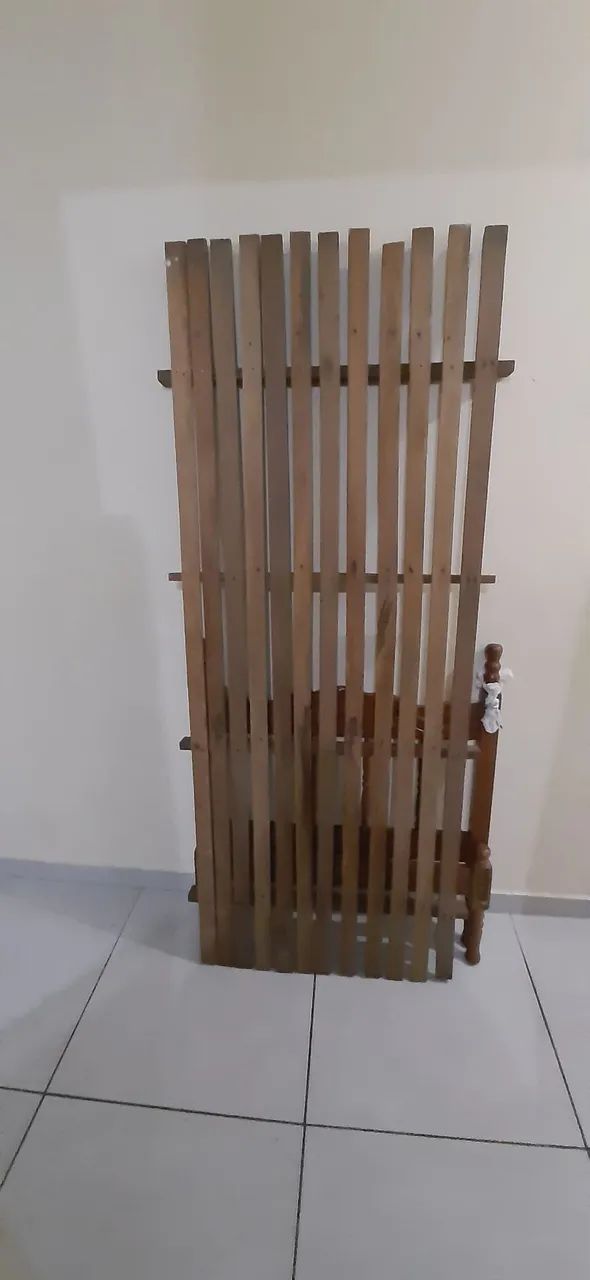 Cama de Solteiro em Madeira - Foto 4