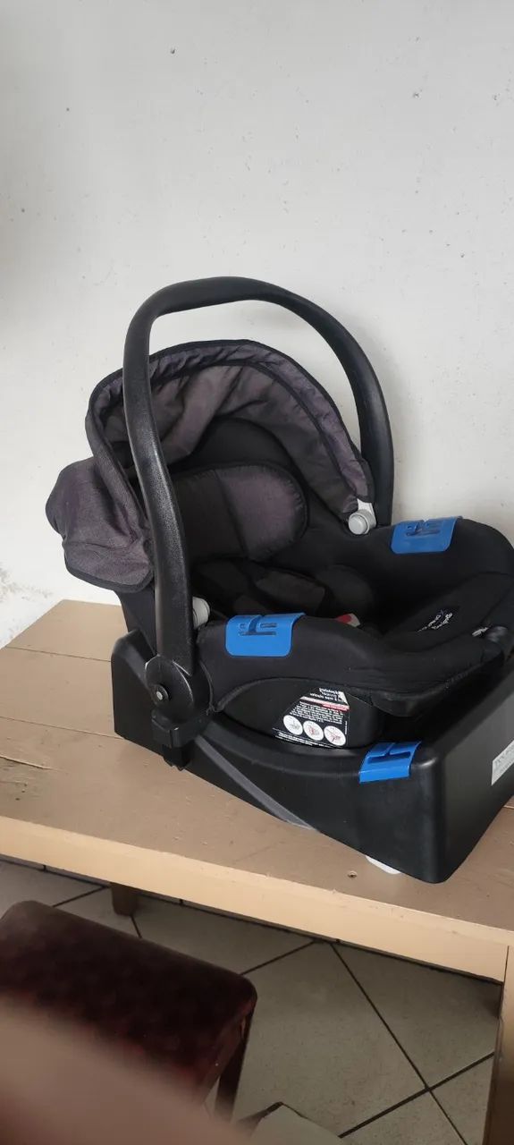 Bebe conforto burigotto com base removível 