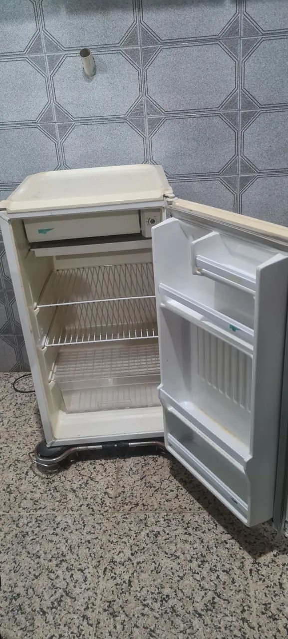 Frigobar consul 120 litros