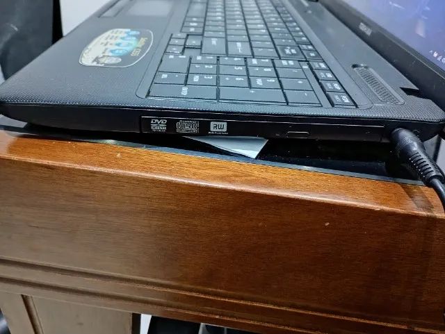 Notebook Toshiba C655 - USADO - Foto 2