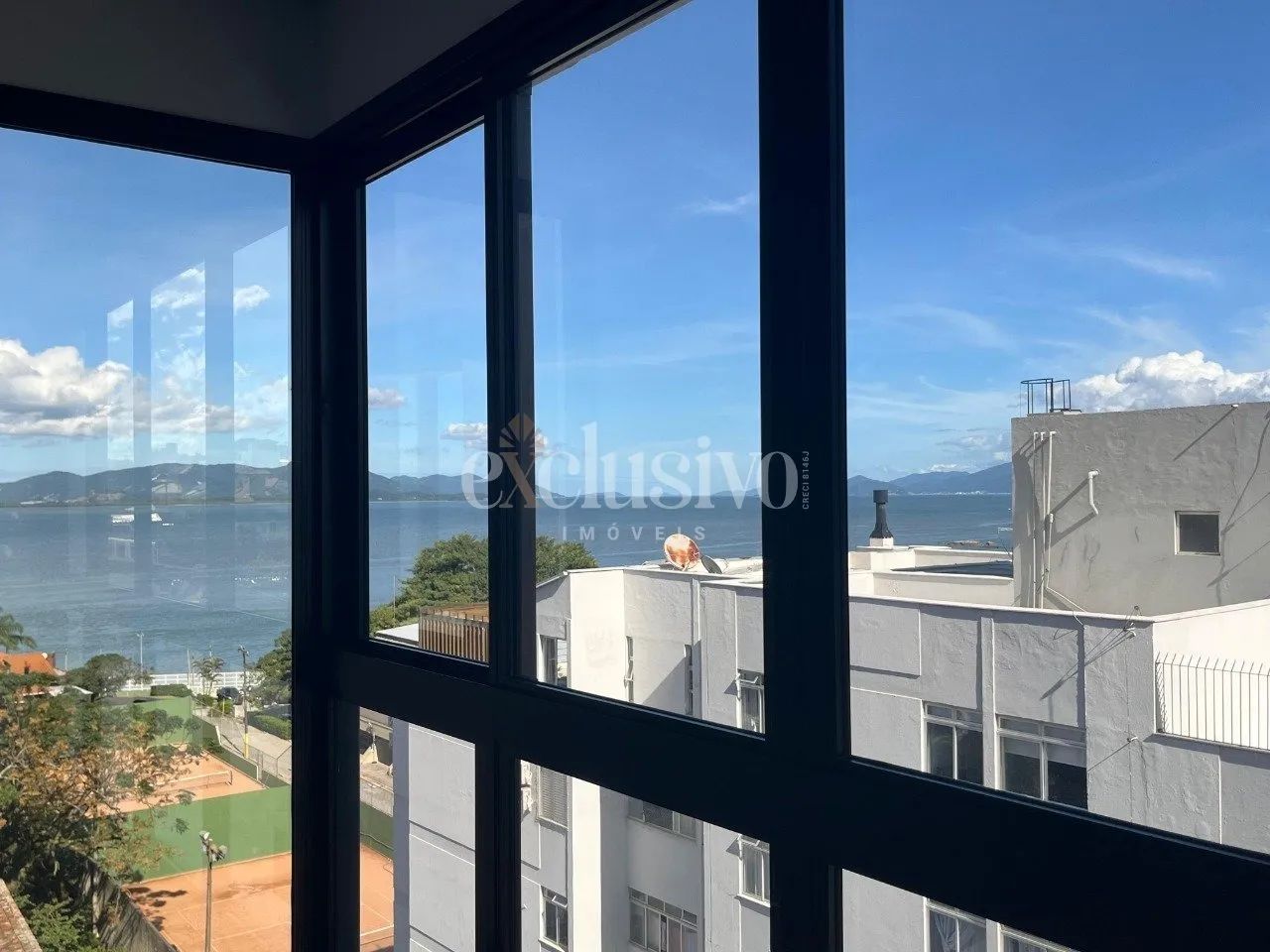 Apartamento 3 dormitórios em Coqueiros - Foto 5
