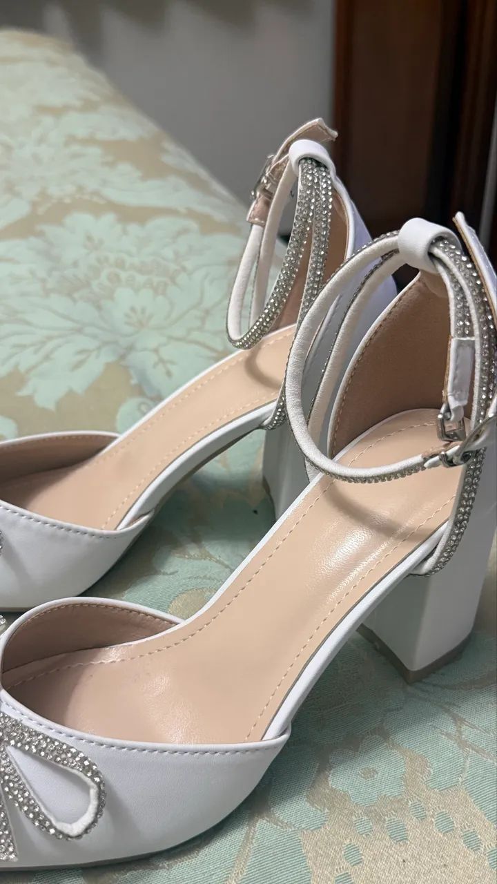 Sapato chanel branco com strauss  - Foto 2