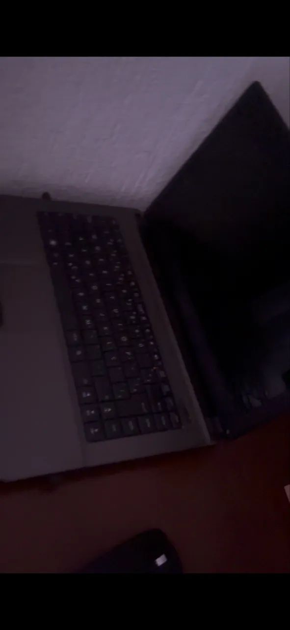 Notebook  - Foto 2
