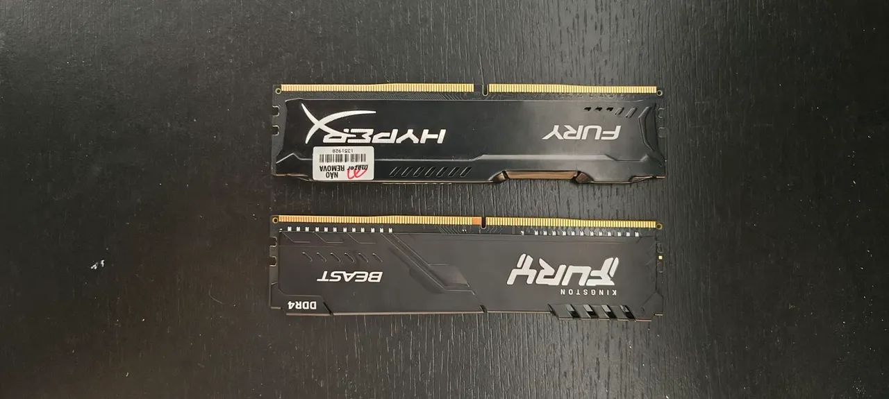 16gb ram DDR4, 2 pente de 8gb
