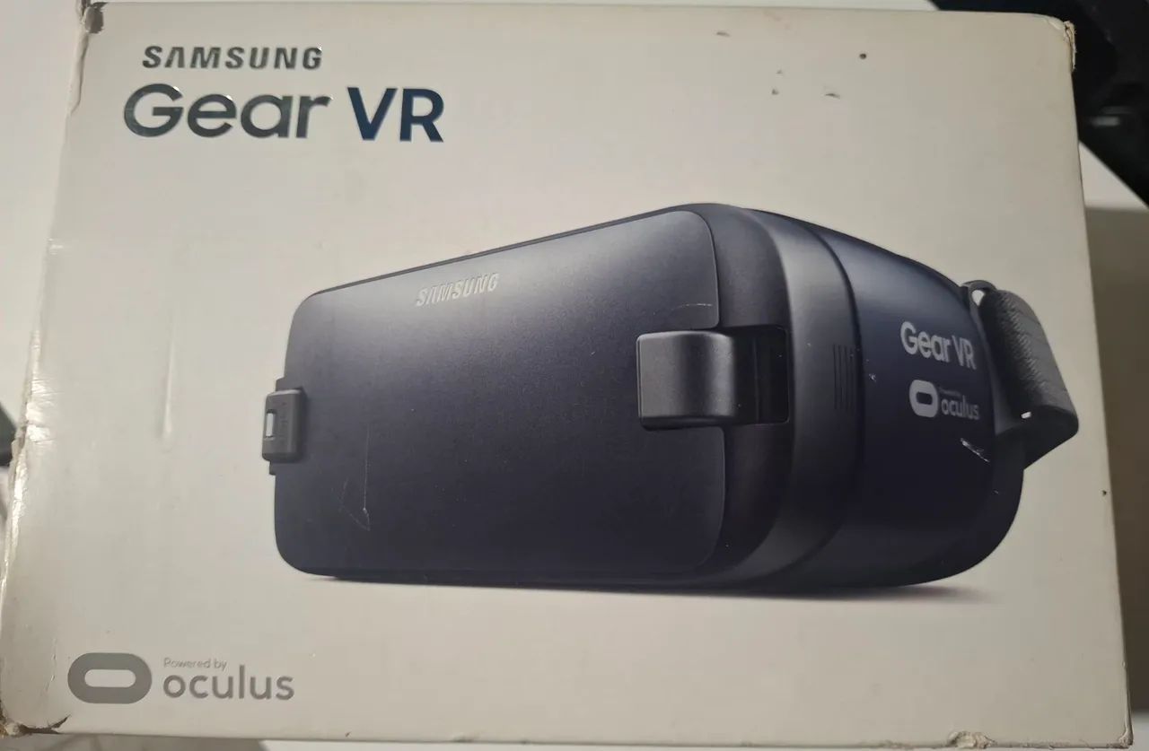 Óculos de Realidade Virtual - Samsung Gear VR