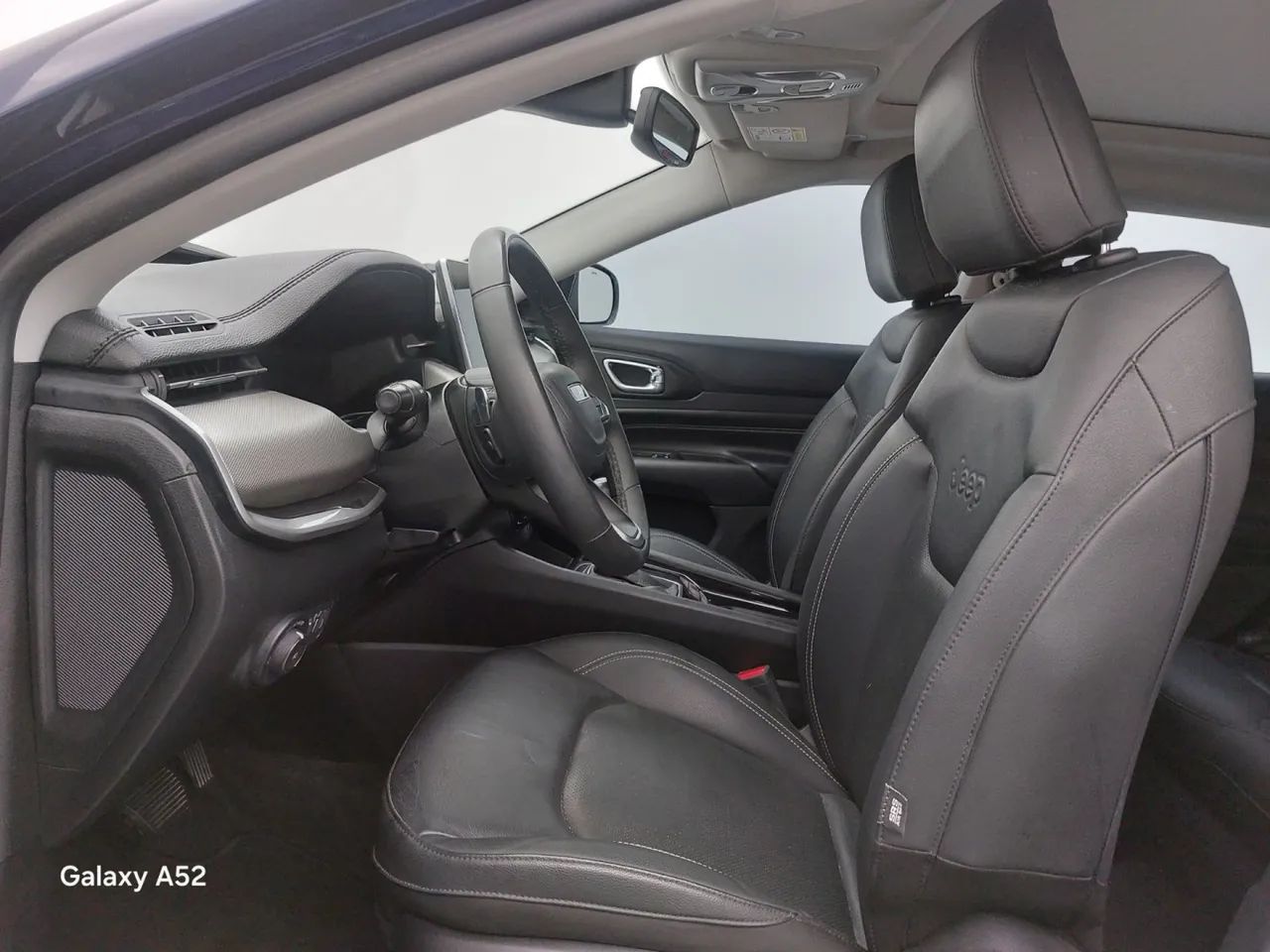 Jeep Compass LONG. T270 1.3 TB 4x2 Flex Aut., foto 16 de 18