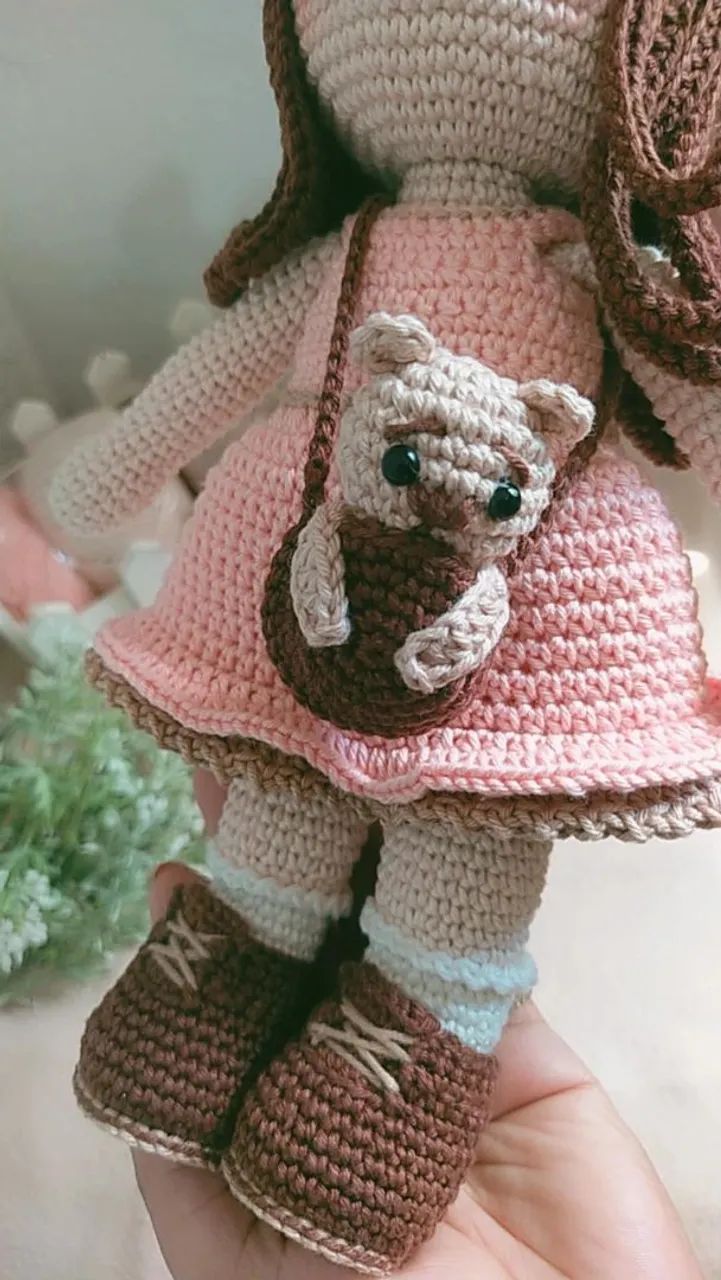 Boneca Amora e seu Ursinho Amigurumi / Crochê  - Foto 4