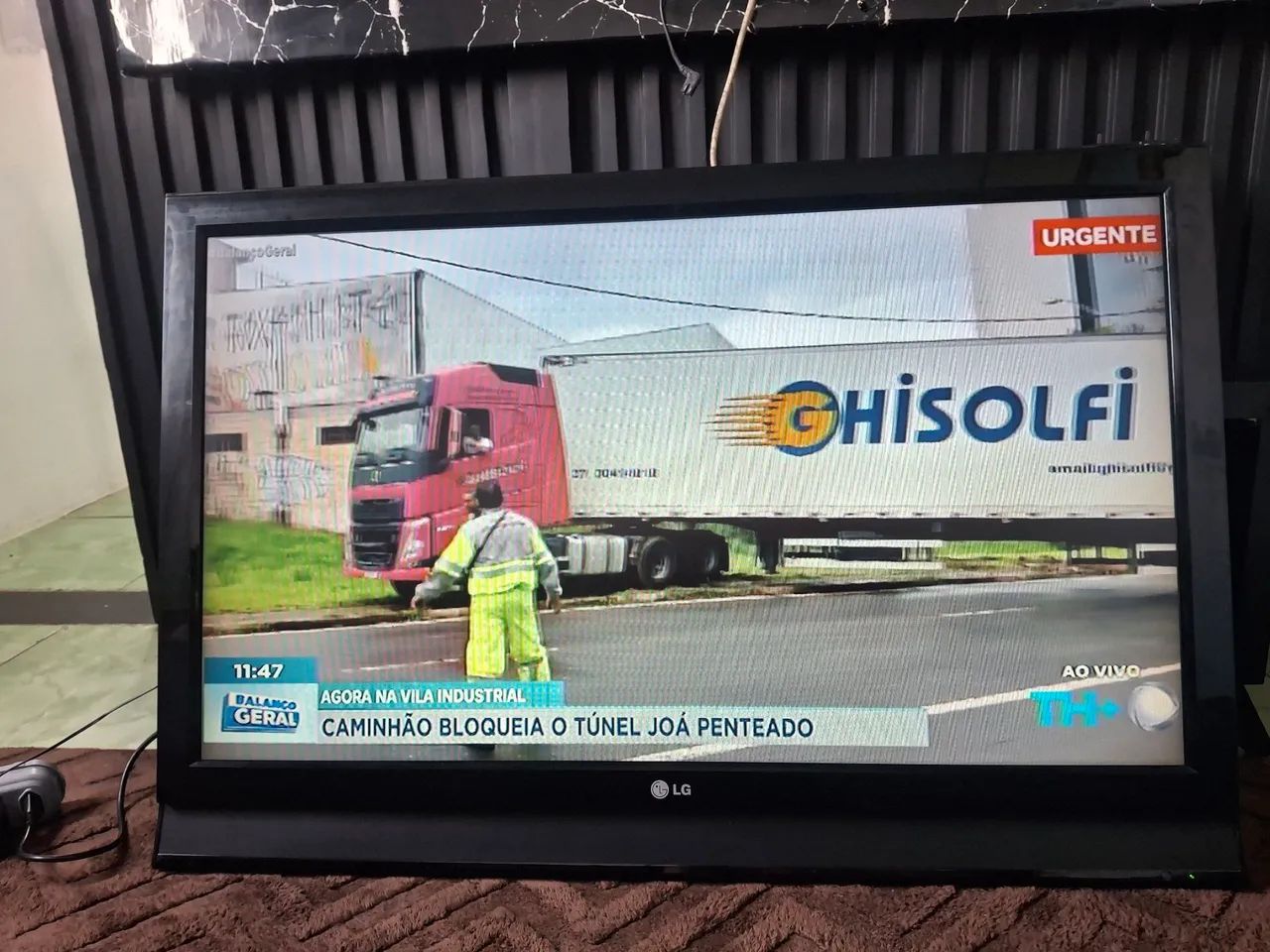 TV LG 42 POLEGADAS HD - EM OTIMO ESTADO