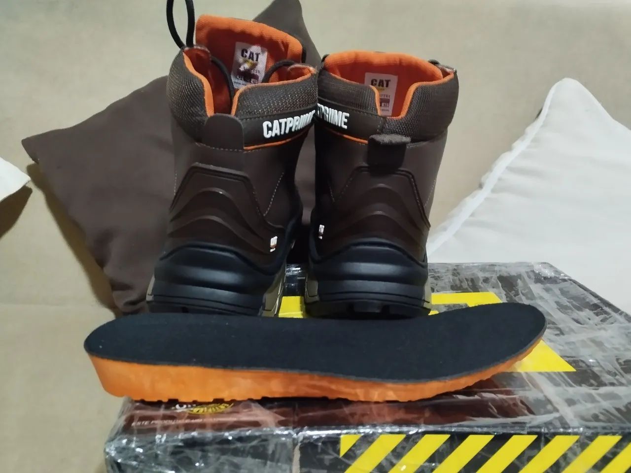 Bota 40 Coturno CAT Caterpillar Marrom Couro - Foto 3