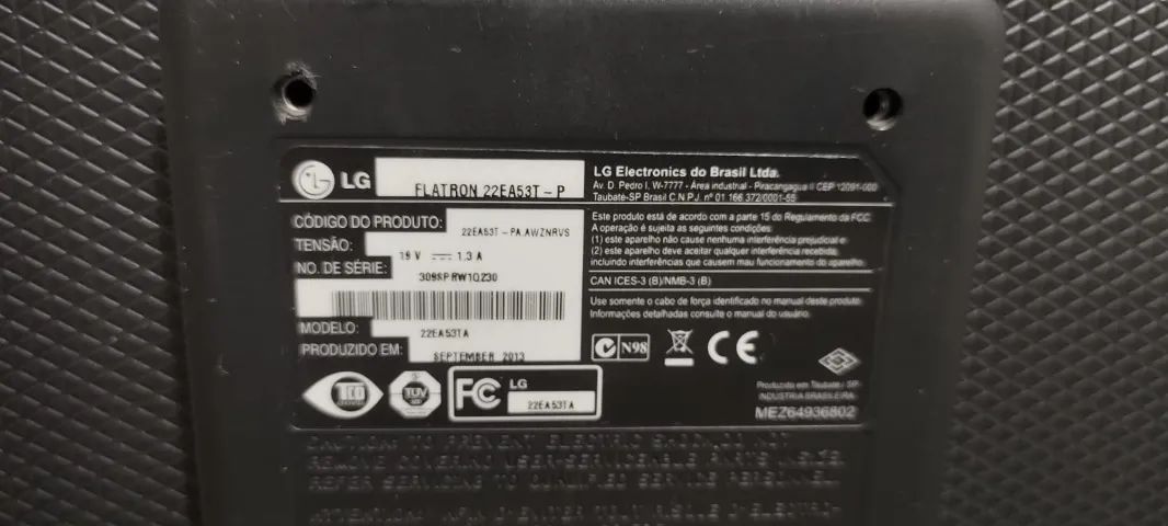 Monitor LG Flatron 22EA53T-P 22 polegadas com painel IPS e resolução Full - Foto 3