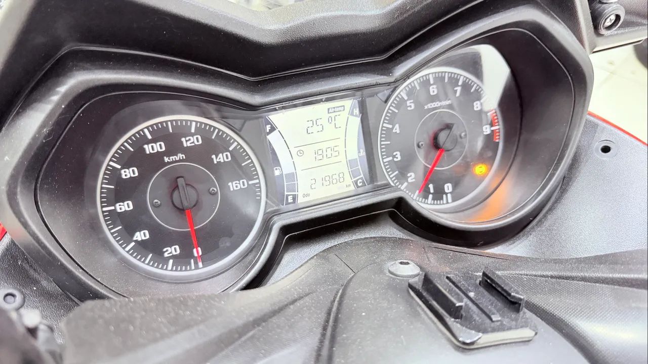 Yamaha Xmax 250 Abs - Foto 3