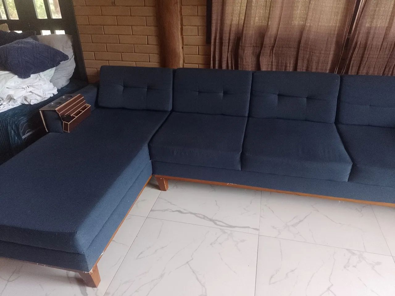 Sofá 2,70m com chaise azul  - Foto 4