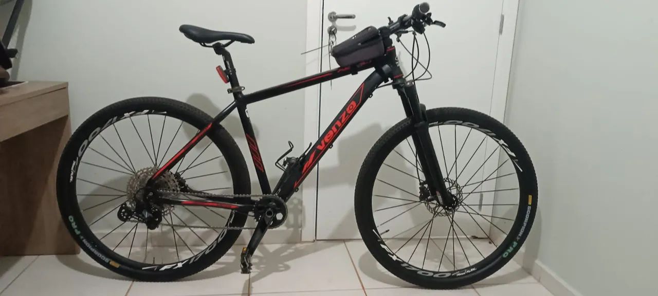 Bicicleta Aro 29 - 12v Deore 