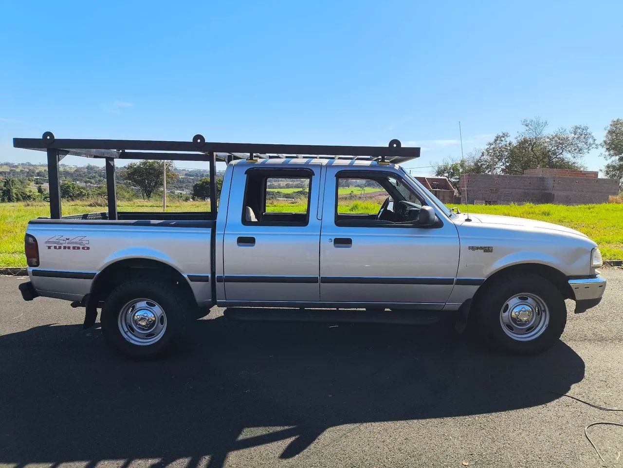 Ford Ranger Ranger XL 2.8 8v 135cv 4x4 CD TB Diesel 2002