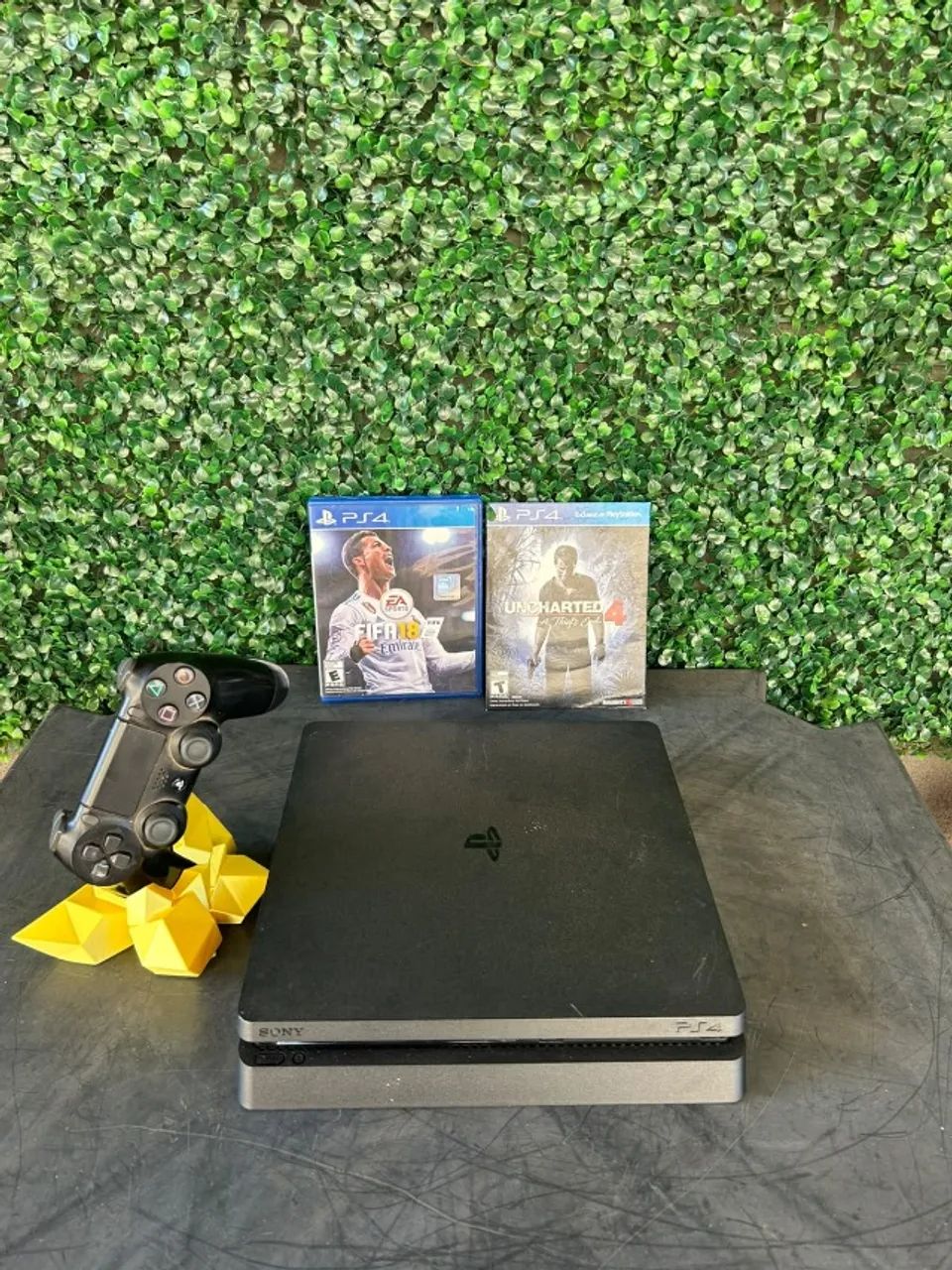 Ps4 Slim 2 jogos e 1 controle - Foto 3