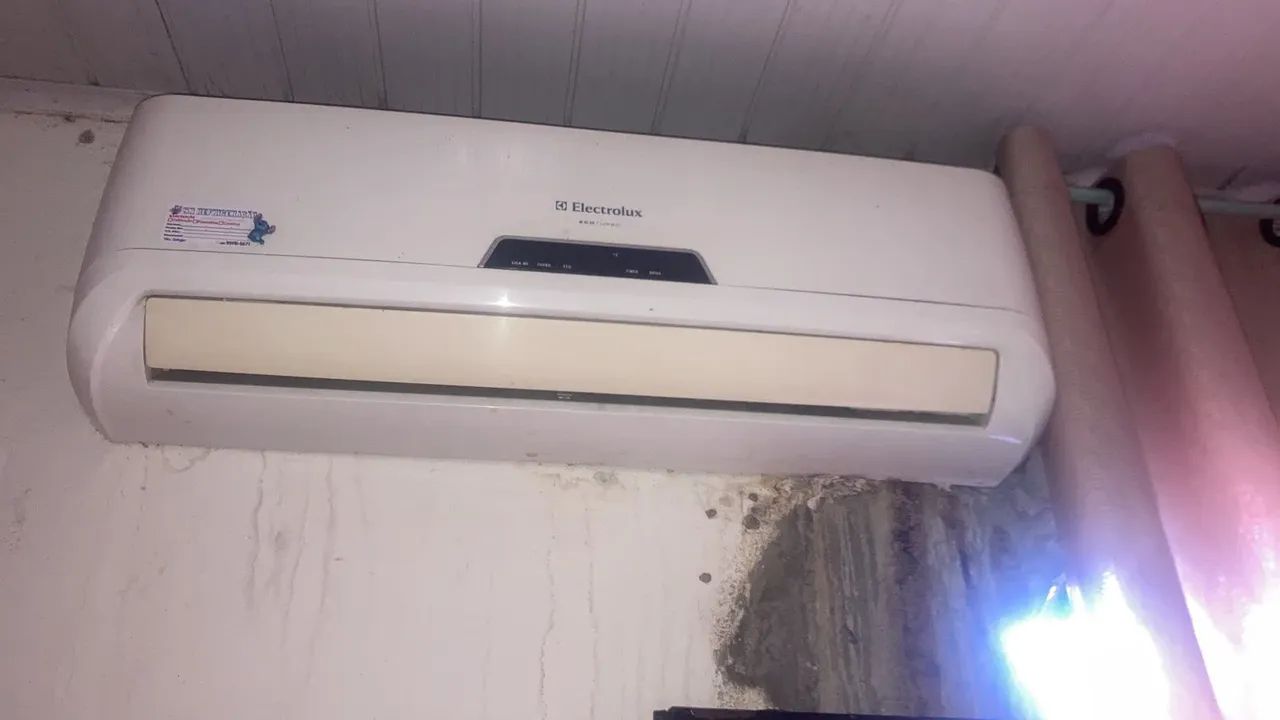 Ar-condicionado 12.000 BTUs 