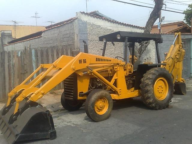 Retroescavadeira MF86 Massey