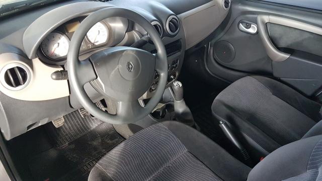 RENAULT Sandero Privilege 1.6 - Foto 5