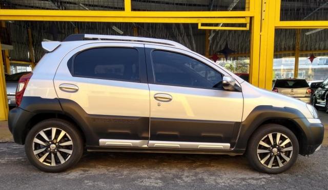 TOYOTA ETIOS CROSS 2015/2016 1.5 16V FLEX 4P MANUAL - Foto 4
