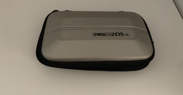 Nintendo 2DS XL + 2 Jogos + Case + Película - Foto 2