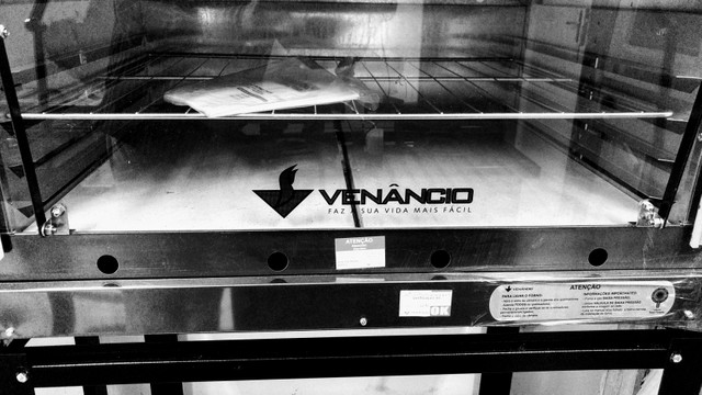 Forno Industrial com pedra refrataria para Bolos, Pizzas, pães, Salgados etc - Foto 6