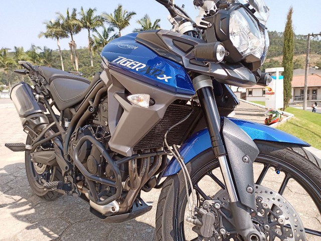 TRIUMPH TIGER 800 XRX NOVÍSSIMA!!!