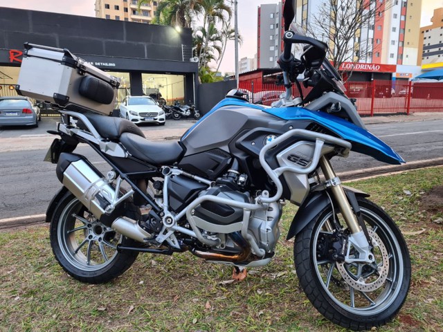 BMW GS 1250.