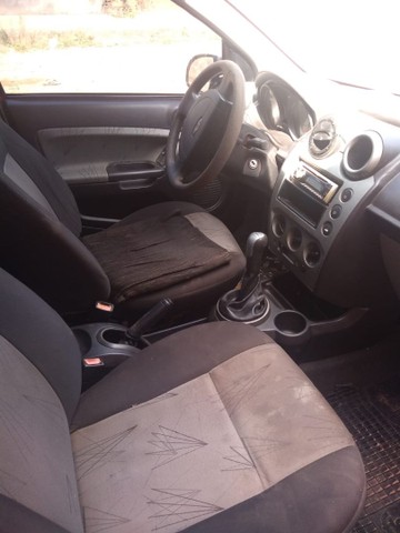 FORD FIESTA 1.6