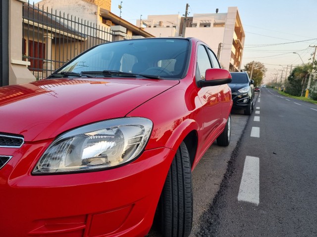 CELTA LT COMPLETO 60 MIL KM