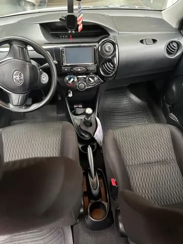 Vendo carro Toyota Etios 2017 - Foto 6