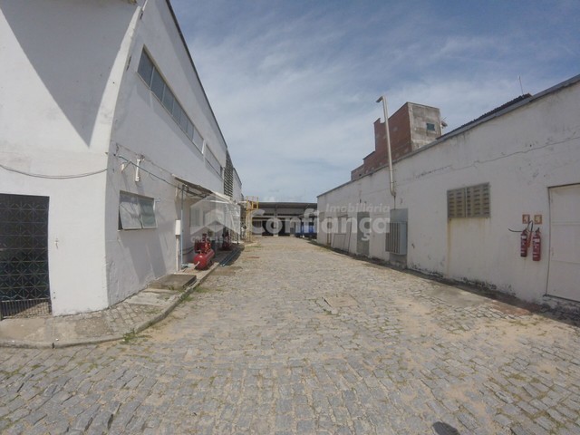 Prédio e Galpão Industrial à Venda na Barra do Ceará em Fortaleza/CE - Foto 4