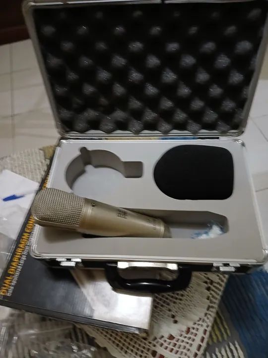 Microfone Condensador Behringer