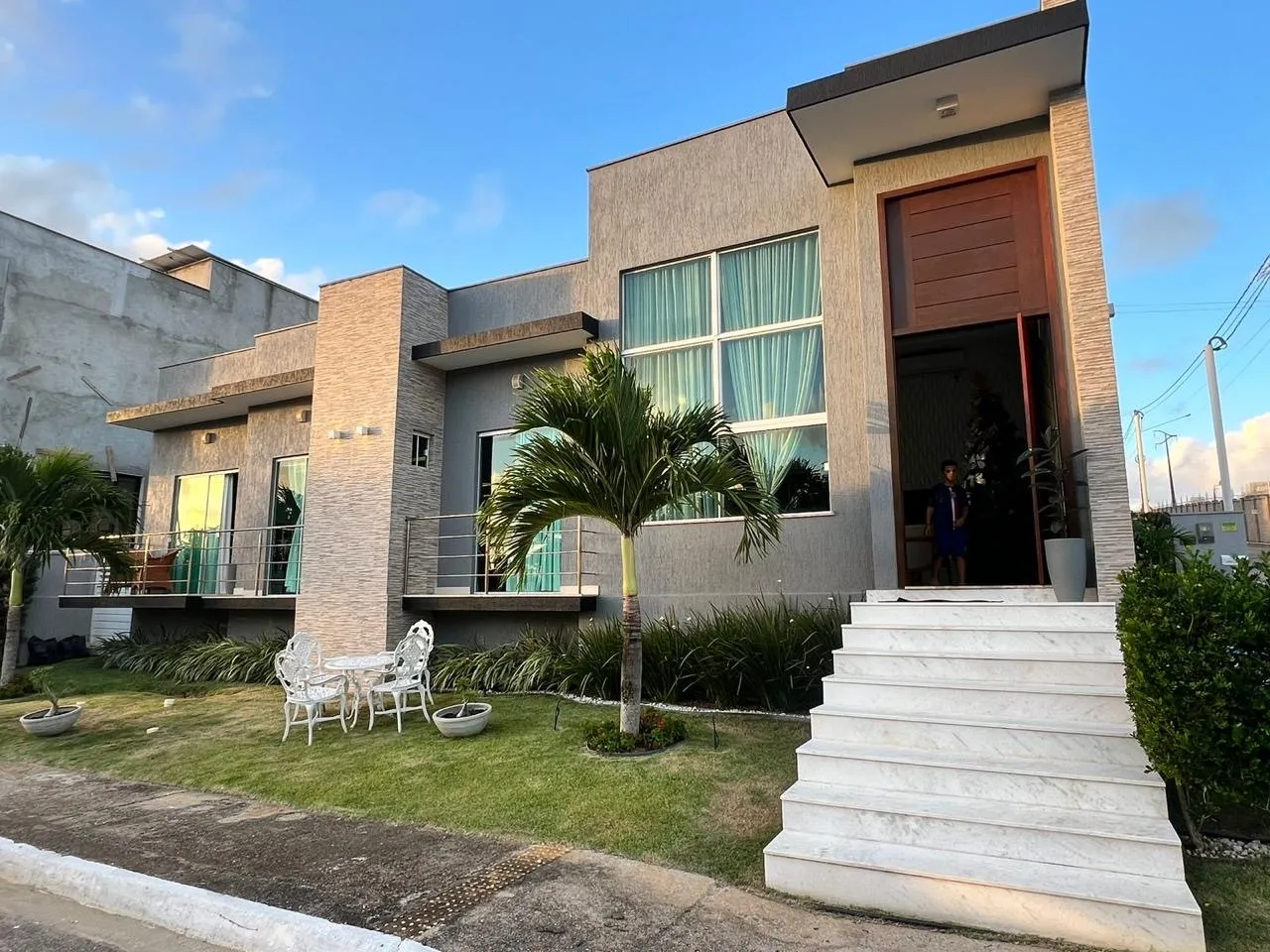 VENDE SE Excelente casa no Condomínio Novo Leblon