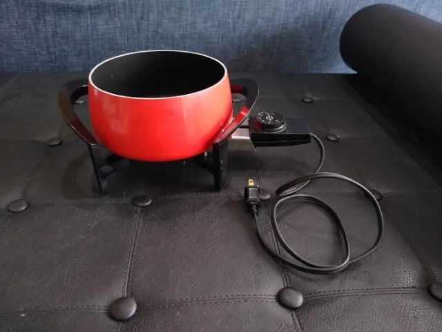 Conjunto Fondue West Bend Vermelho 14 cm x 30 cm x 20 cm