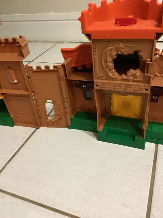 Castelo de Brinquedo infantil PlayMobile - Foto 4