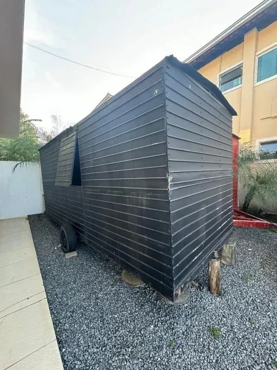 Trailer 5m x 2,5m Preto, Oportunidade!