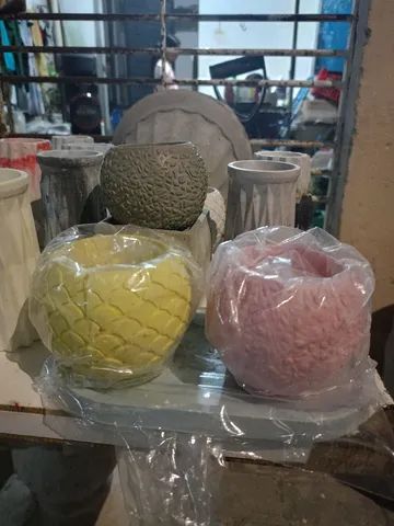 Lindos vasos gesso ou cimento  - Foto 5