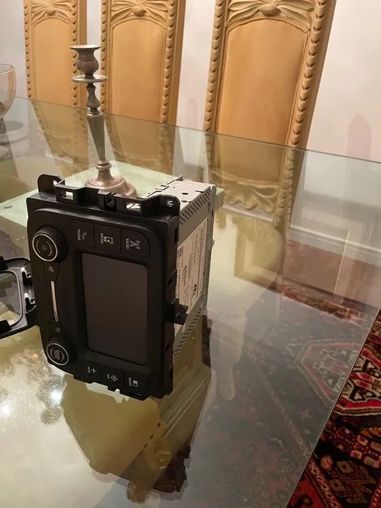 Multimídia Renegade modelo 2017 - Usado - Excelente - Foto 5