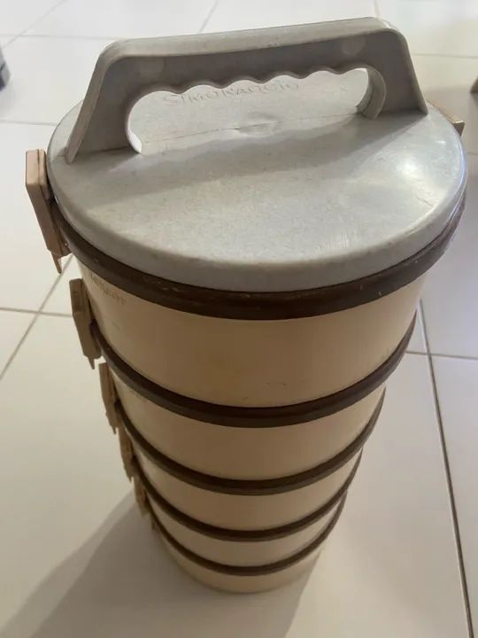 Marmita térmica R$80