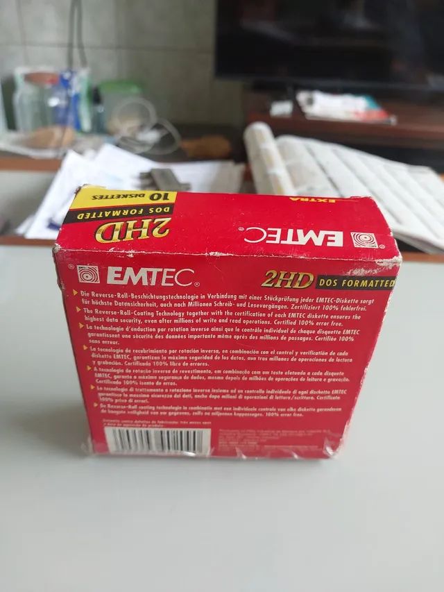 CAIXA COM 9 DISKETTES EMTEC 2 HD.  - Foto 3