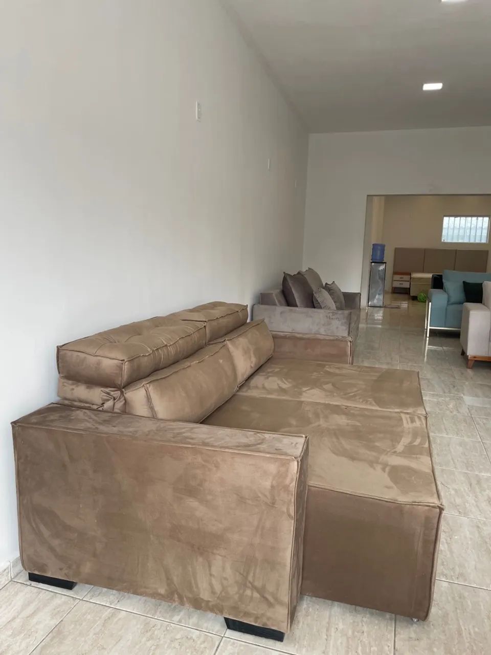 Sofá 4 Lugares Confortável e Moderno - Foto 4
