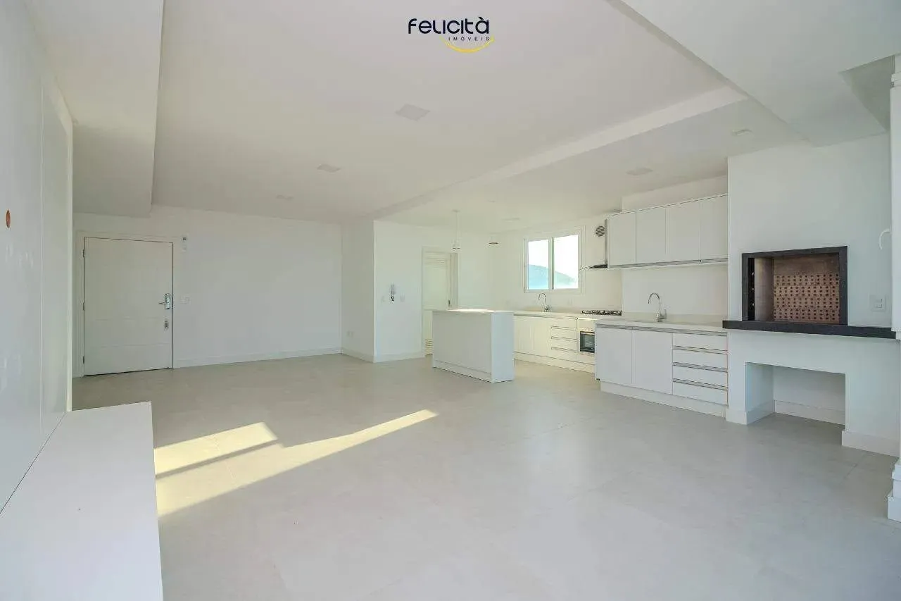 Apartamento vista Mar à venda no Edifício Camboas