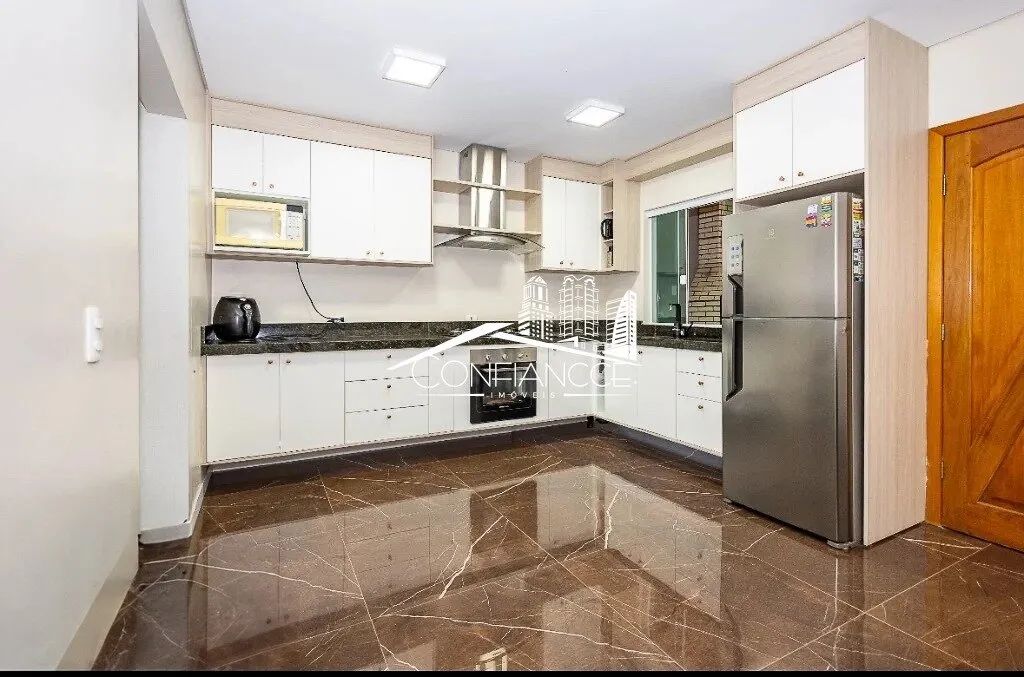 Casa com 3 quartos para alugar no CIC, Curitiba - PR | Confiancce Imóveis - Foto 4