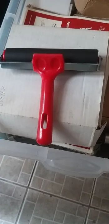 rolo novo para xilogravura , impressão, silkscreen e outras aplicações!