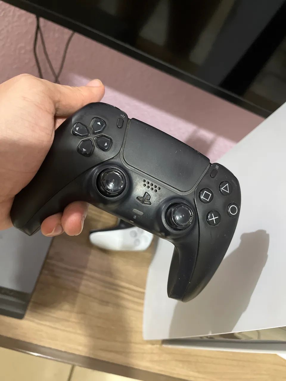 PS5 FAT com leitor de disco e 2 controles - Foto 4