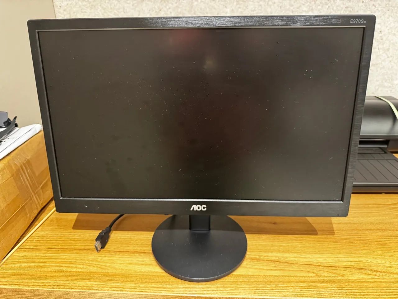 Monitor Tela AOC 18,5 Polegadas - HDMI e VGA 