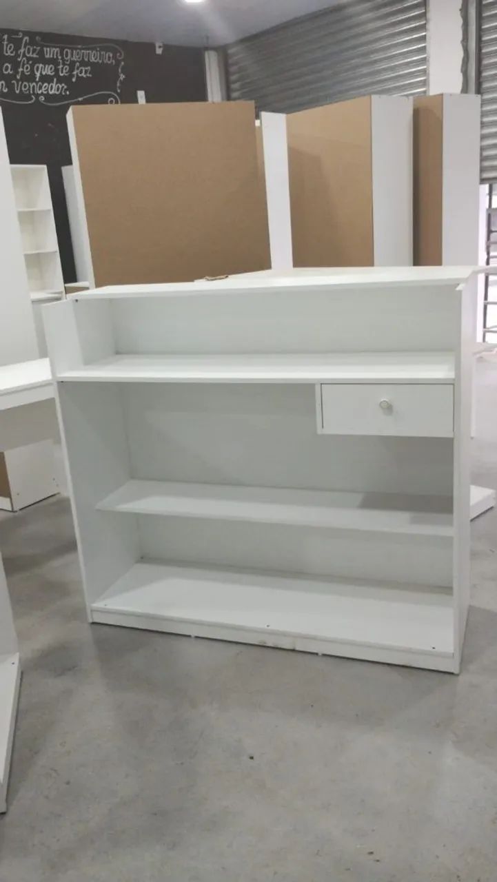 J.E do balcao lara atendimento em mdf